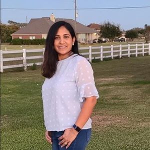 Meet your Posher, Leena